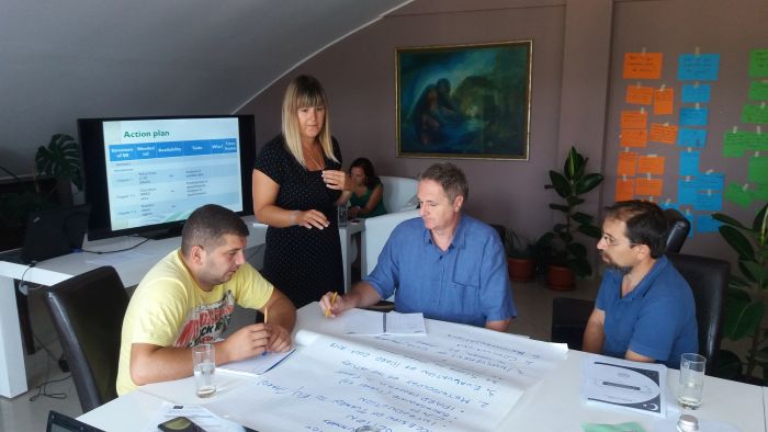 "Zagovaranje, lobiranje i istraživanje politika i analiza lokalnih, nacionalnih i EU politika i instrumenata ruralnog razvoja” "Zagovaranje, lobiranje i istraživanje politika i analiza lokalnih, nacionalnih i EU politika i instrumenata ruralnog razvoja”