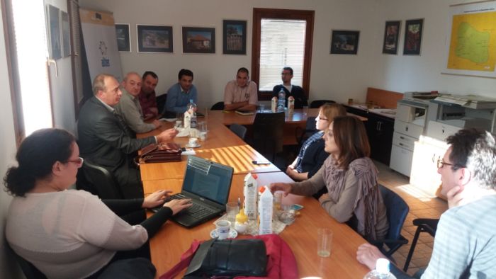 Konsultativni sastanak na temu “Definisanja prioriteta za ruralni razvoj opština, regiona i Republike Srbije” Konsultativni sastanak na temu “Definisanja prioriteta za ruralni razvoj opština, regiona i Republike Srbije”