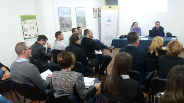Definisanja prioriteta za ruralni razvoj opština, regiona i Republike Srbije Definisanja prioriteta za ruralni razvoj opština, regiona i Republike Srbije