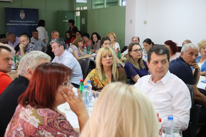 Okrugli sto na temu “Implementacija LEADER pristupa na lokalnom nivou Okrugli sto na temu “Implementacija LEADER pristupa na lokalnom nivou