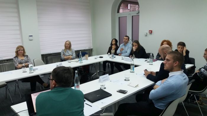 Nacionalni konsultativni sastanak na temu “Mladi u ruralnim sredinama” Nacionalni konsultativni sastanak na temu “Mladi u ruralnim sredinama”