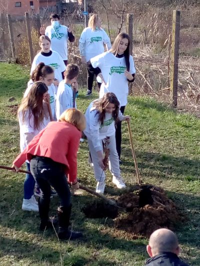 Akcija pošumljavanja u okviru projekta "Da šuma bude više, da se lakše diše”