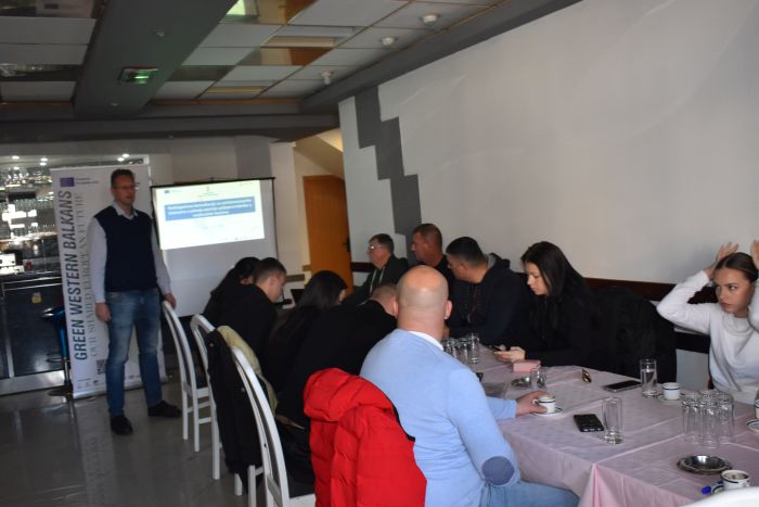 ODRŽAN DRUGI KONSULTATIVNI SASTANAK SA AKTERIMA U LANCU VREDNOSTI POVRTARA ODRŽAN DRUGI KONSULTATIVNI SASTANAK SA AKTERIMA U LANCU VREDNOSTI POVRTARA